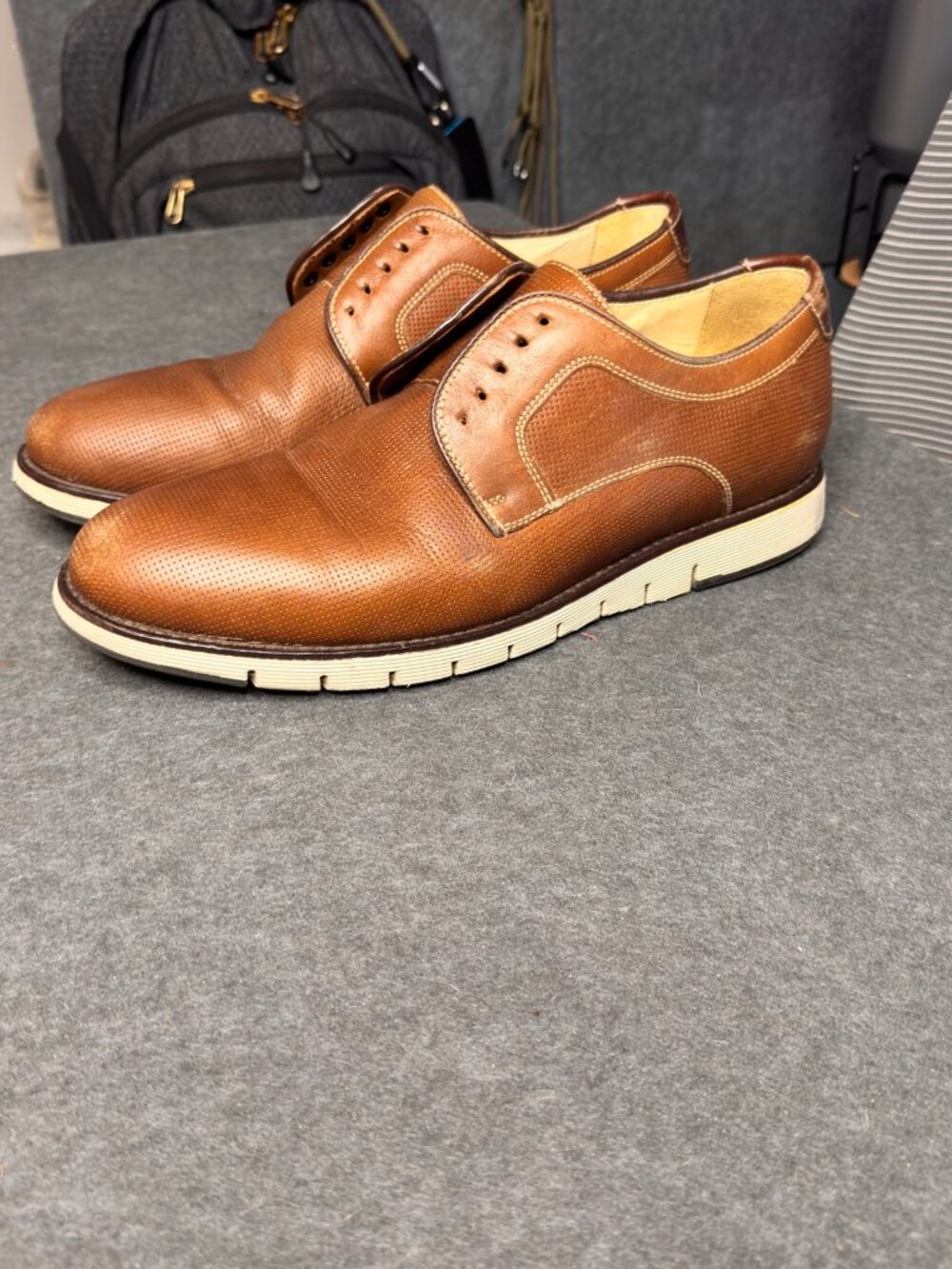 Johnston & Murphy Cap-Toe Dress Shoes - Men's 10 - Like New